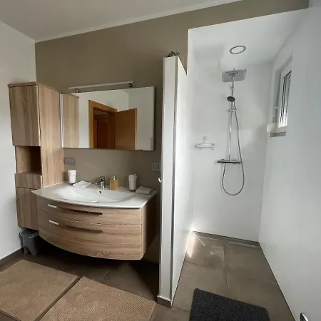 Katharinen شقة كلاغنفورت