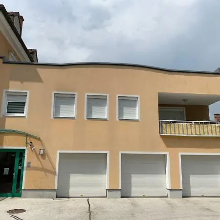 Katharinen شقة كلاغنفورت